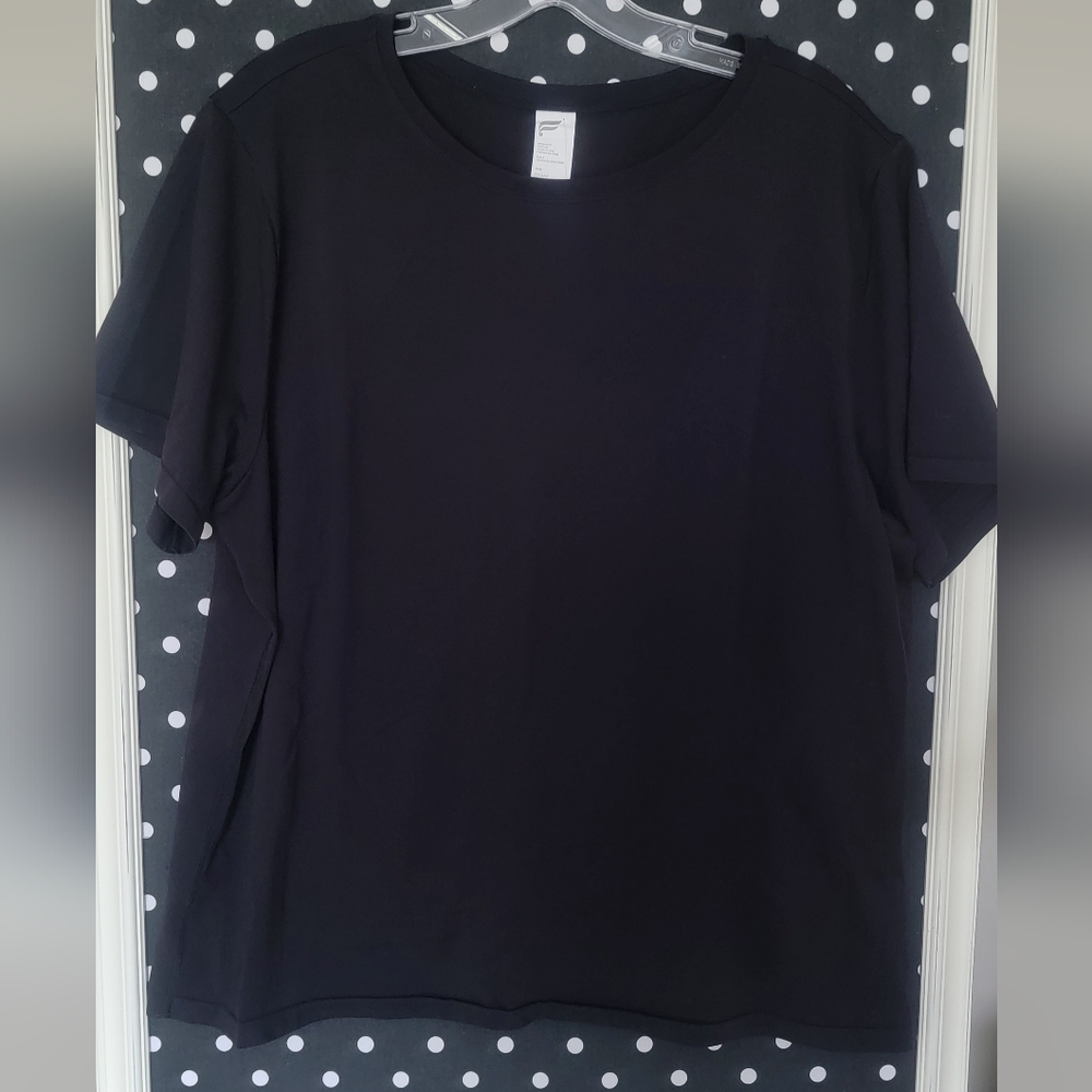 Classic Black Women's Top SIZE XXL/1X